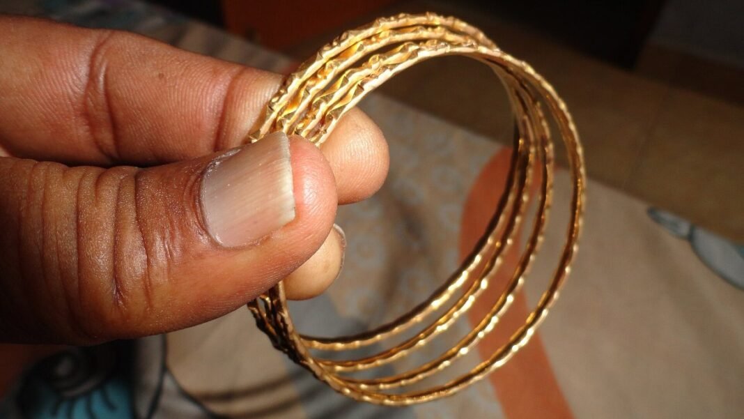 Gold price before Dhanteras 2026: why gold fell this week and what buyers should know