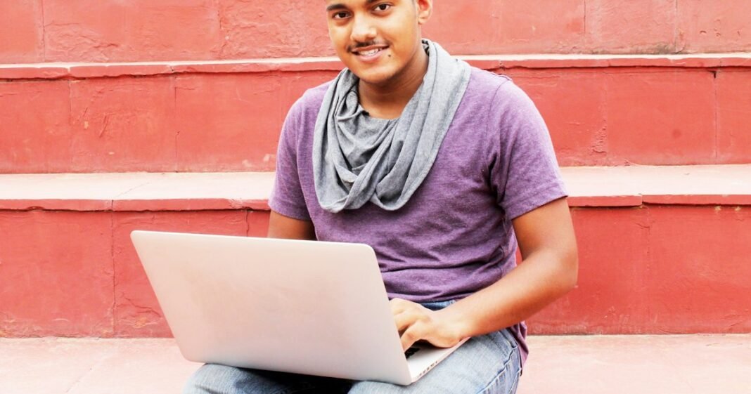 7 Quiet Habits That Help You Grow Your Salary Faster Before 35